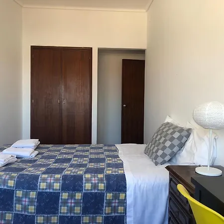 Avenida 83 Pensionat Aveiro