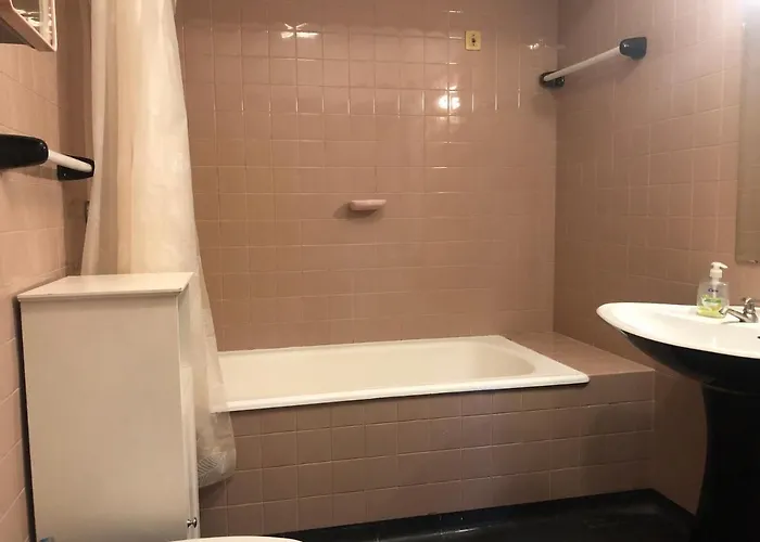 Avenida 83 אבאירו