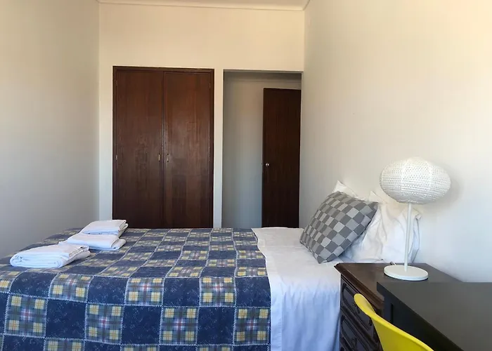 Avenida 83 בית הארחה אבאירו